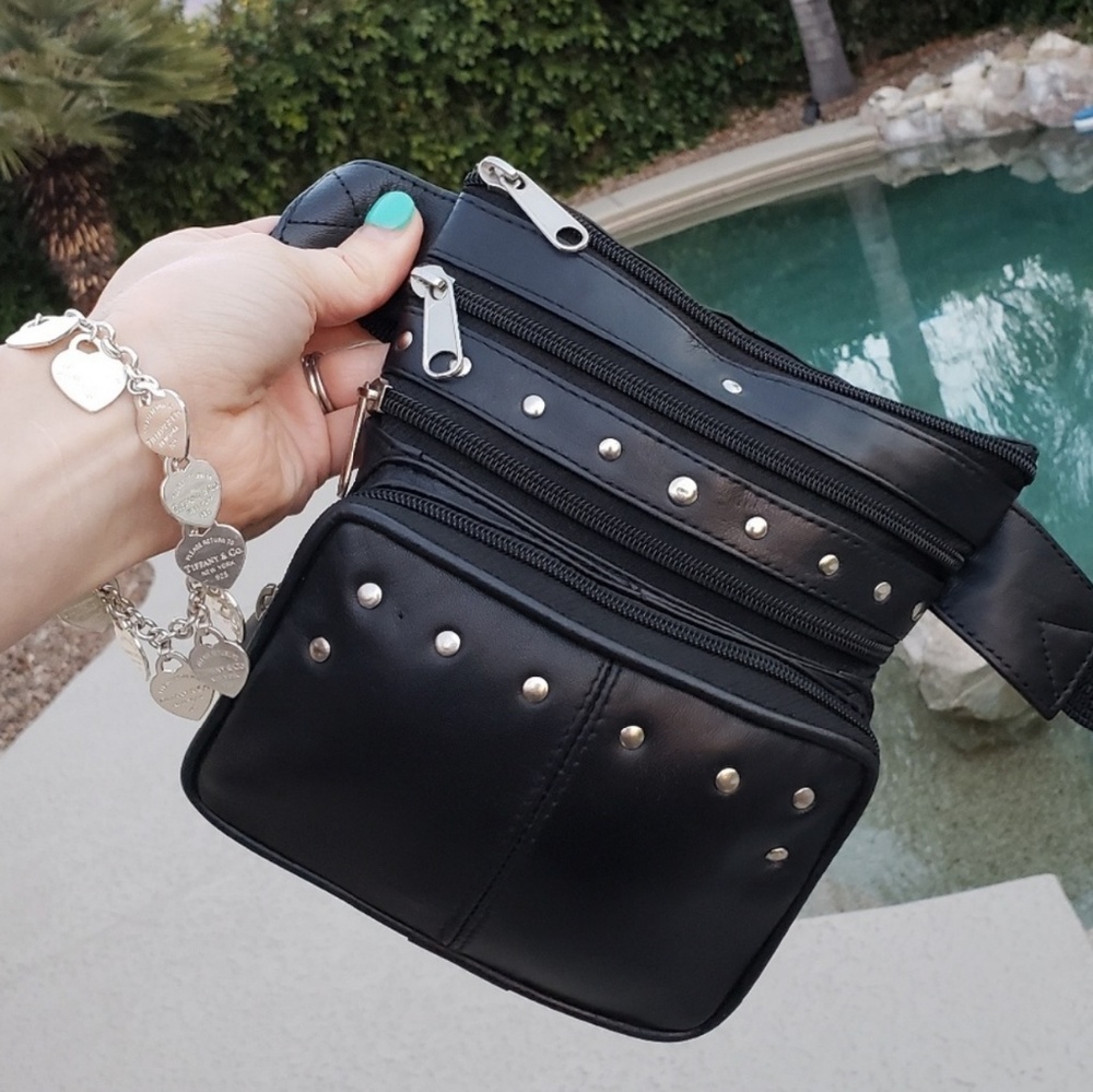 🔥🔥Fanny Pack Black Leather Studded ❣️❣️